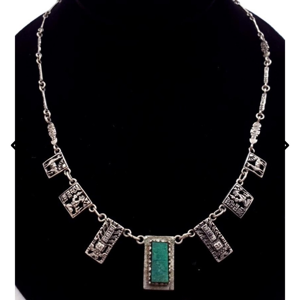 Stunning Vintage Peruvian Jade Tumi Storyteller Sterling Silver Necklace